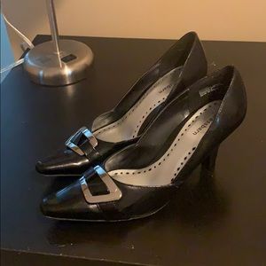 NWOT. Black heels.